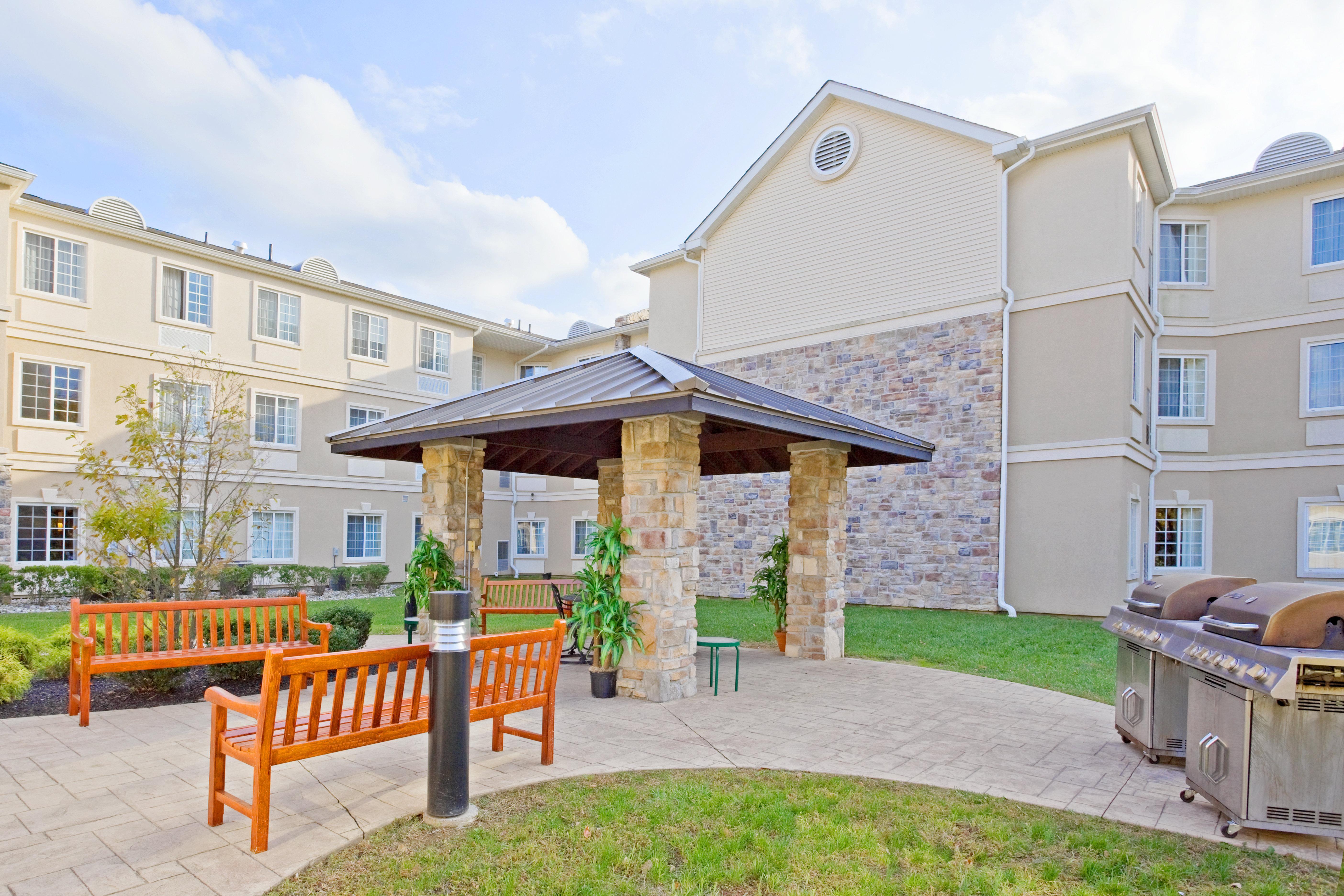 Staybridge Suites-Philadelphia/Mount Laurel By Ihg Εξωτερικό φωτογραφία
