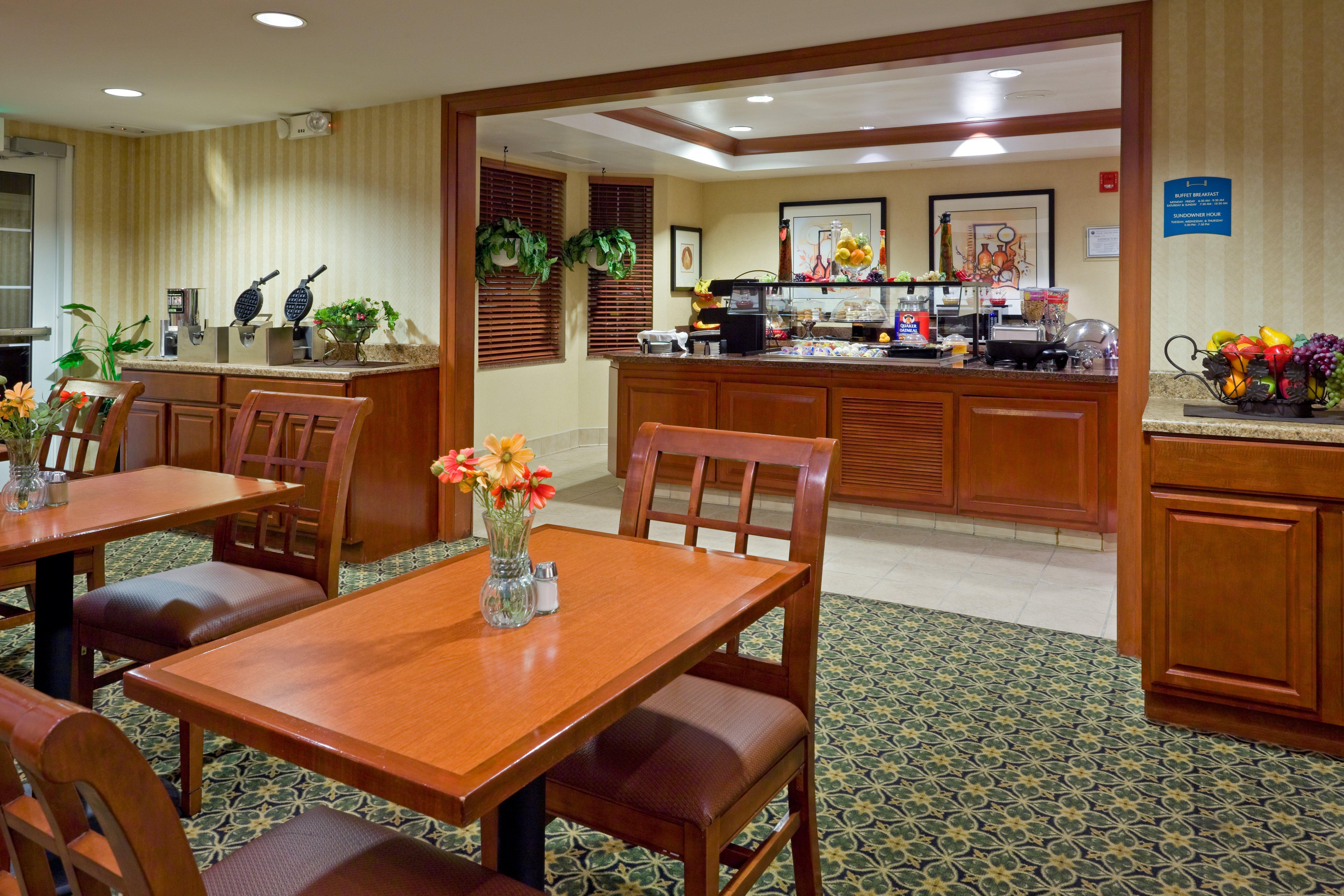 Staybridge Suites-Philadelphia/Mount Laurel By Ihg Εξωτερικό φωτογραφία