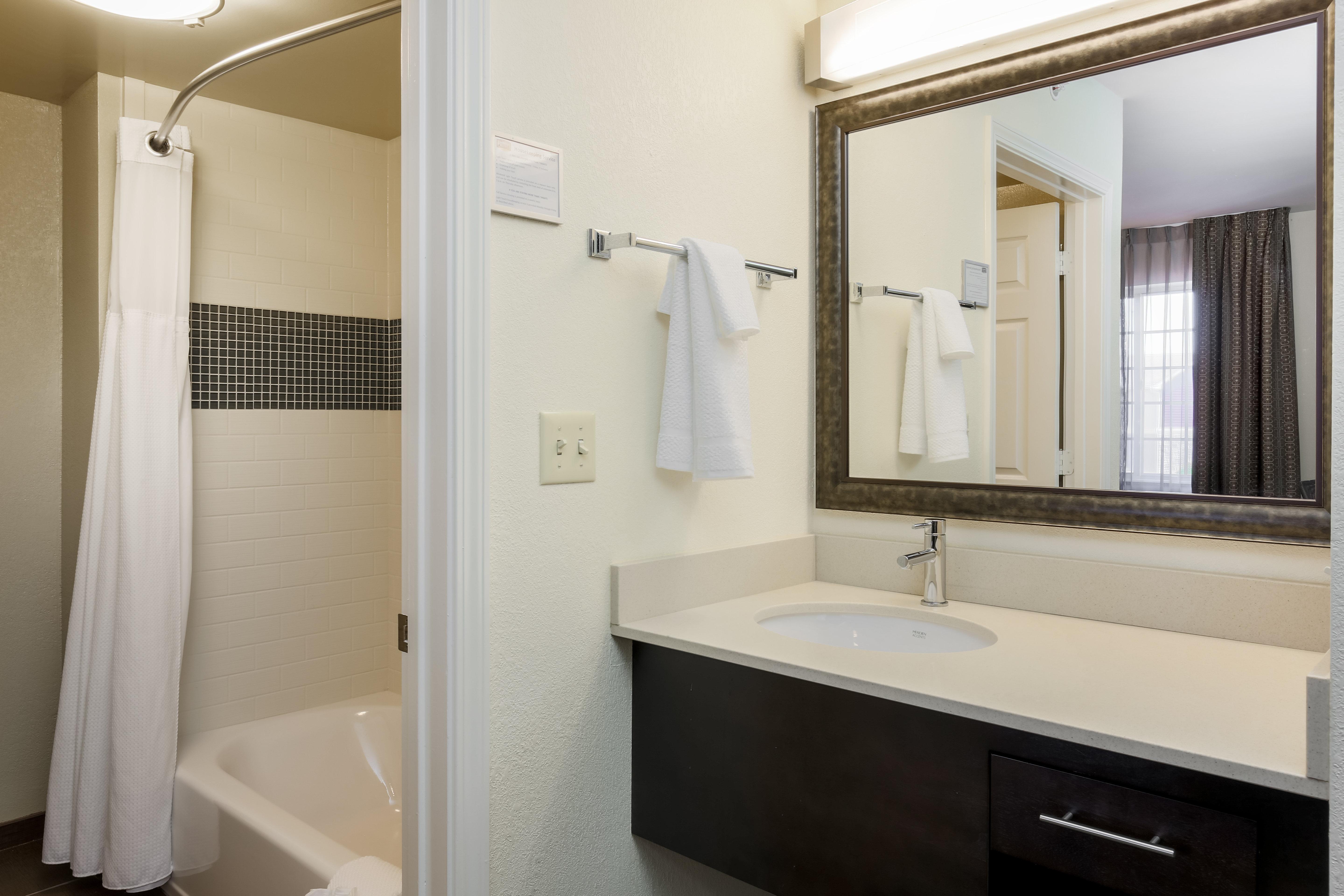 Staybridge Suites-Philadelphia/Mount Laurel By Ihg Εξωτερικό φωτογραφία
